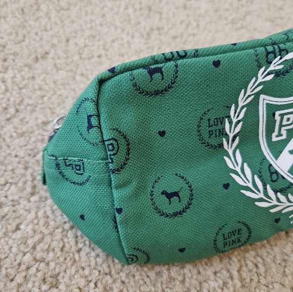 Victoria's Secret PINK Green Zipper Pouch with Logo New with Tags - Picture 2 of 12